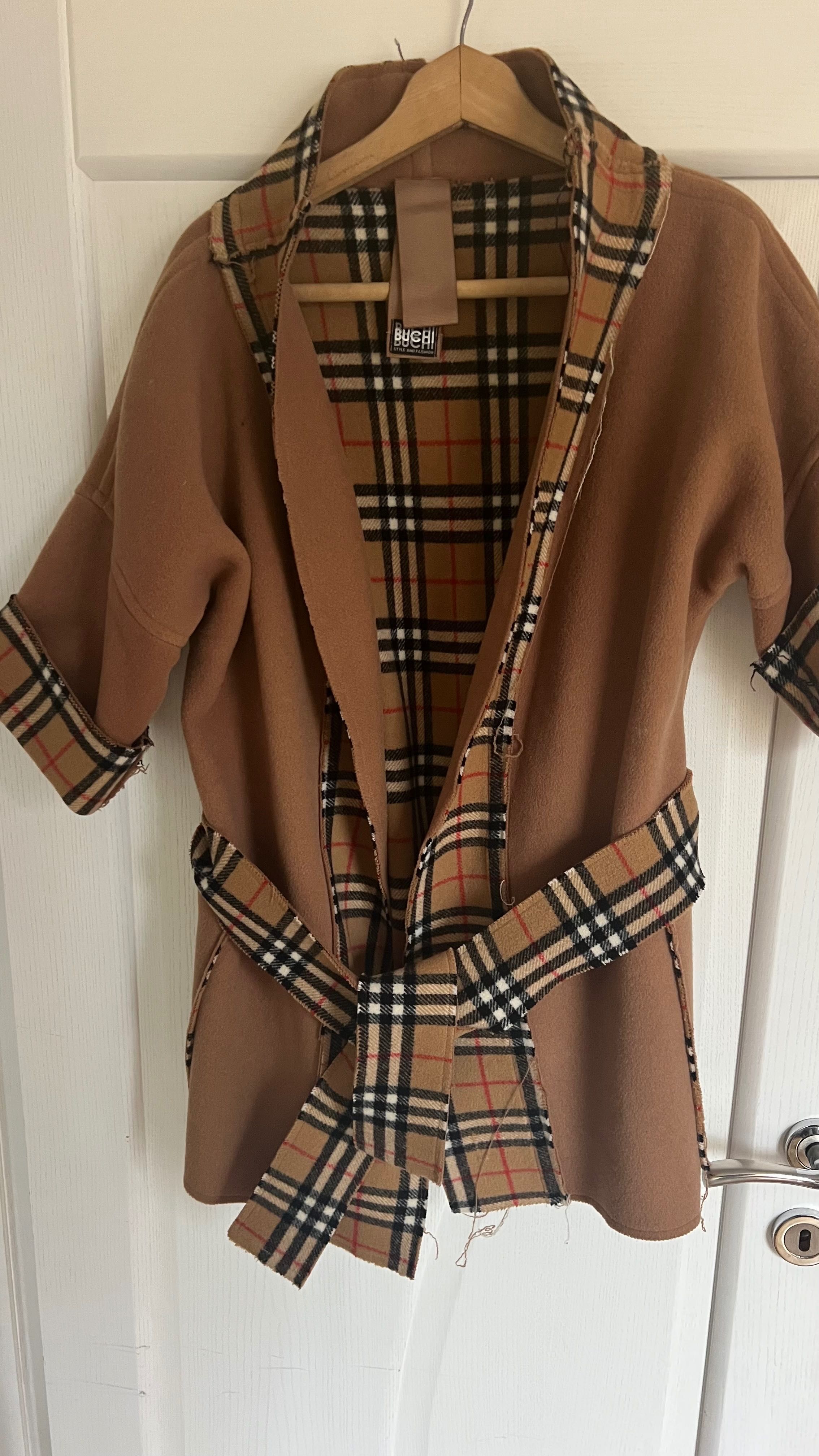 Вълнено палто с плат на Burberry