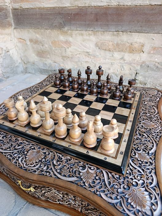 Shaxmat Шахматы yongʻoq daraxtidan yasalgan 50×50 sm