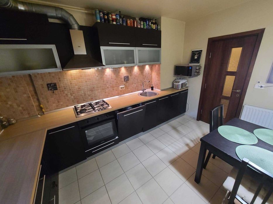 Apartament 3 camere ,2 bai,bloc 1997,renovat , zona Ultracentrala
