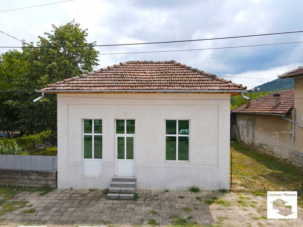 Продава се Къща в с. Миндя, Област Велико Търново - 63 кв.м за 593 €/кв.м - Снимка #1