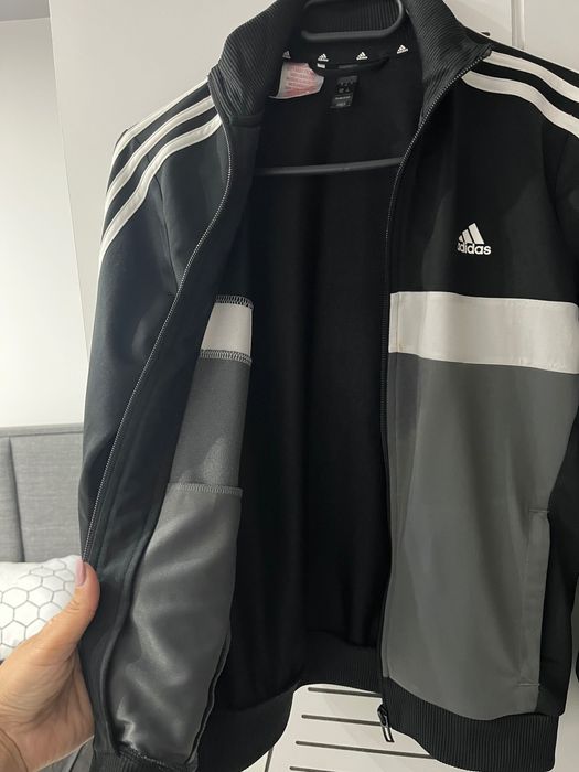 Adidas горница за момче