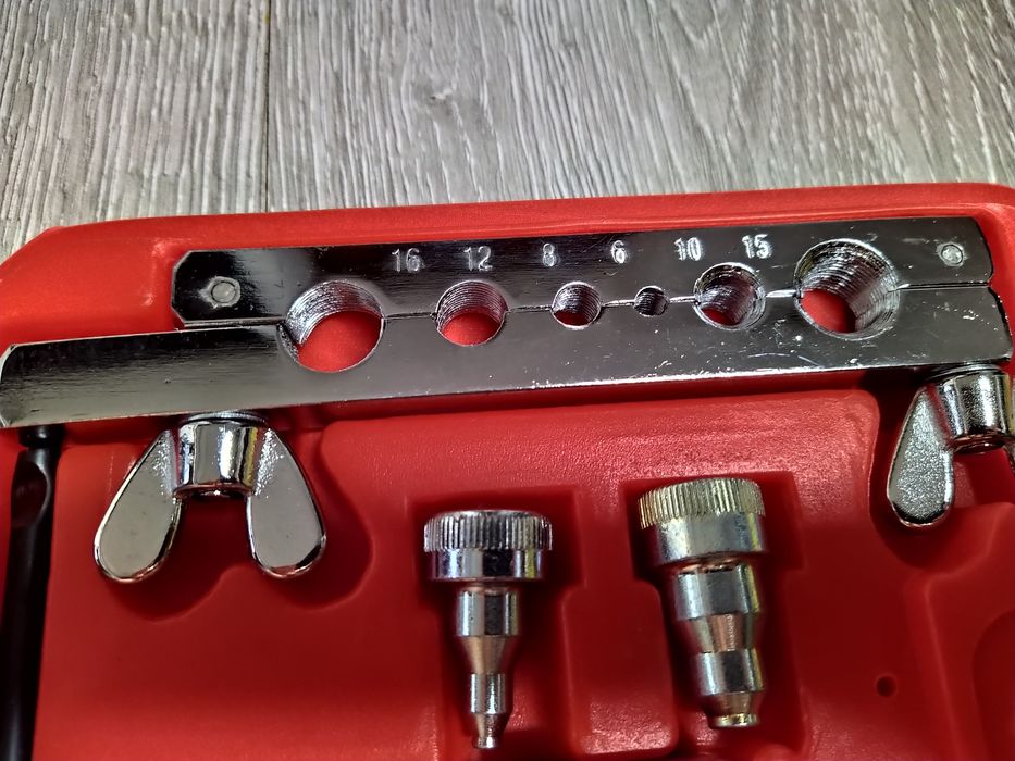 Trusa pt bercuit 7 Piese largit, taiat tevi/ conducte frana