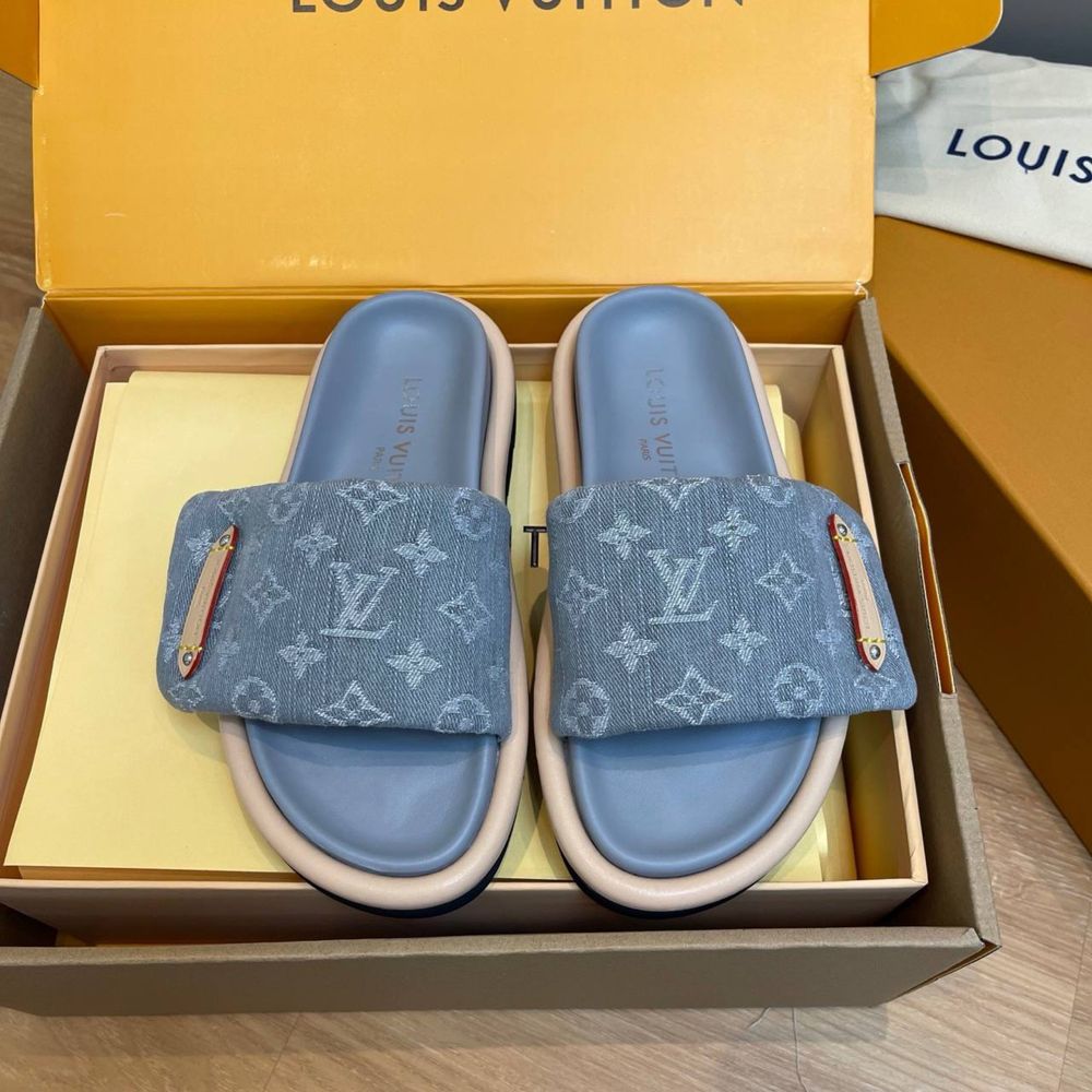 Papuci Louis Vuitton