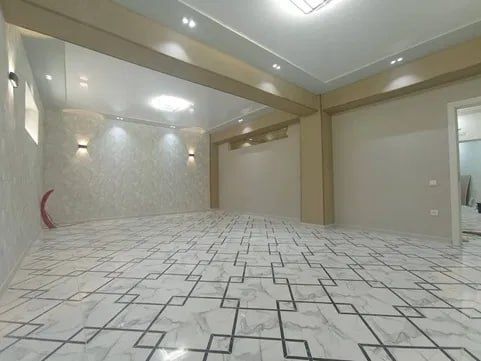 Чиланзар23 цоколь 3 комнаты 130м² 2я линия от дороги