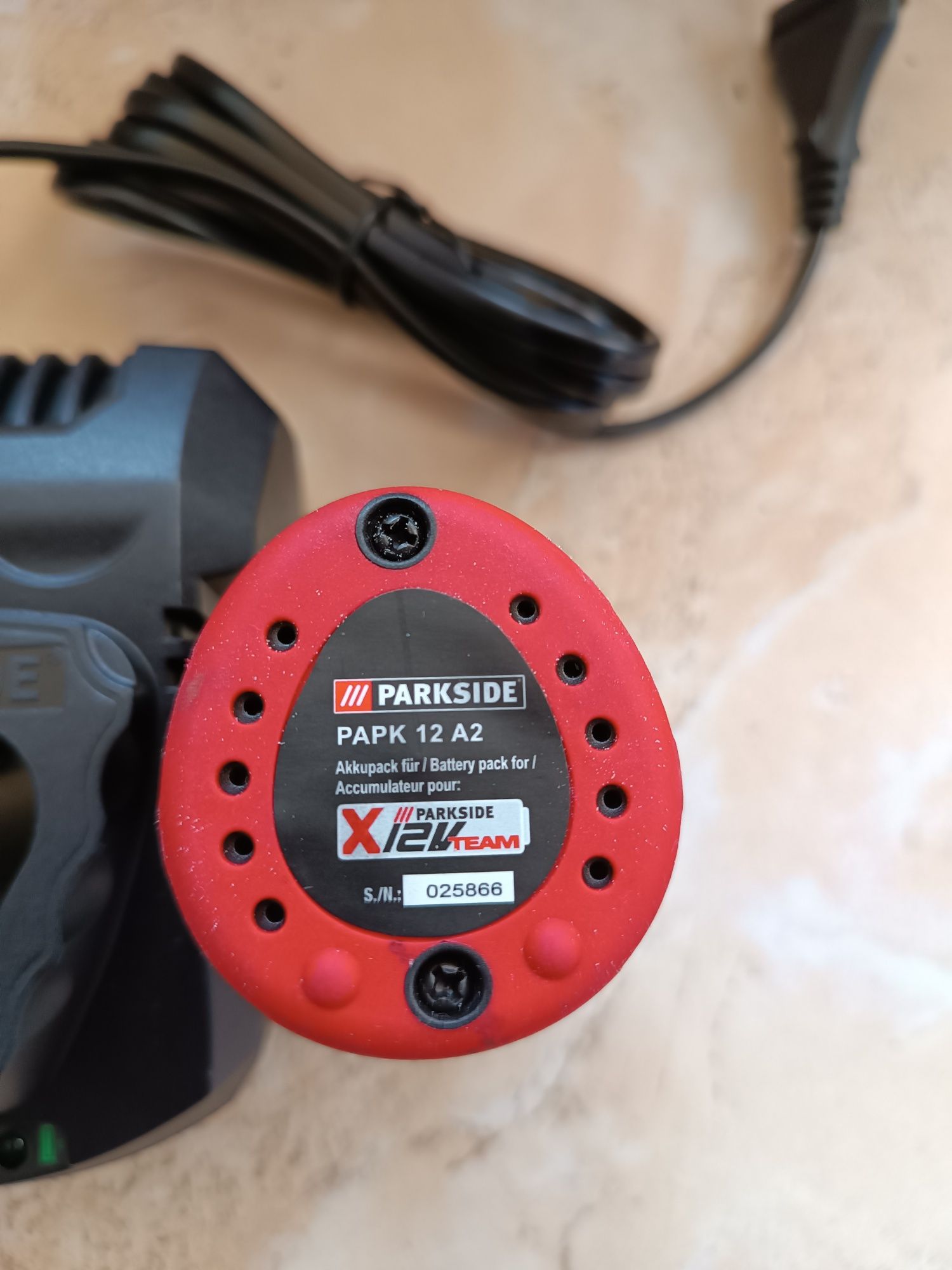 12V/2Ah - XTEAM /Комплект Батерия и зарядно Parkside/Парксайд PLGK A2