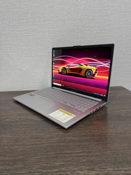 14-Го Поколения Asus VivoBook Ryzen-5 (Core i7) с 15.6 OLED Дисплеем!