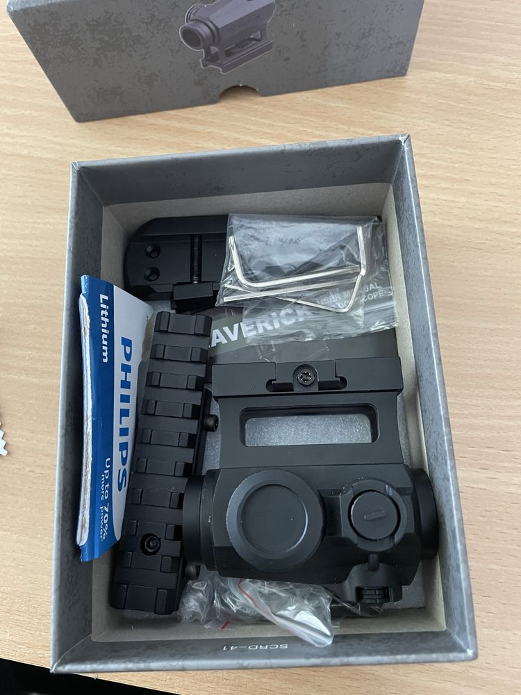 Бързомер Red Dot Vector Optics Maverick 1x22 S-MIL