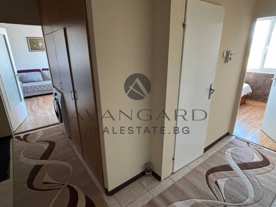 Продава се Тристаен апартамент в Пловдив, Христо Смирненски - 65 кв.м за 1768 €/кв.м - Снимка #11