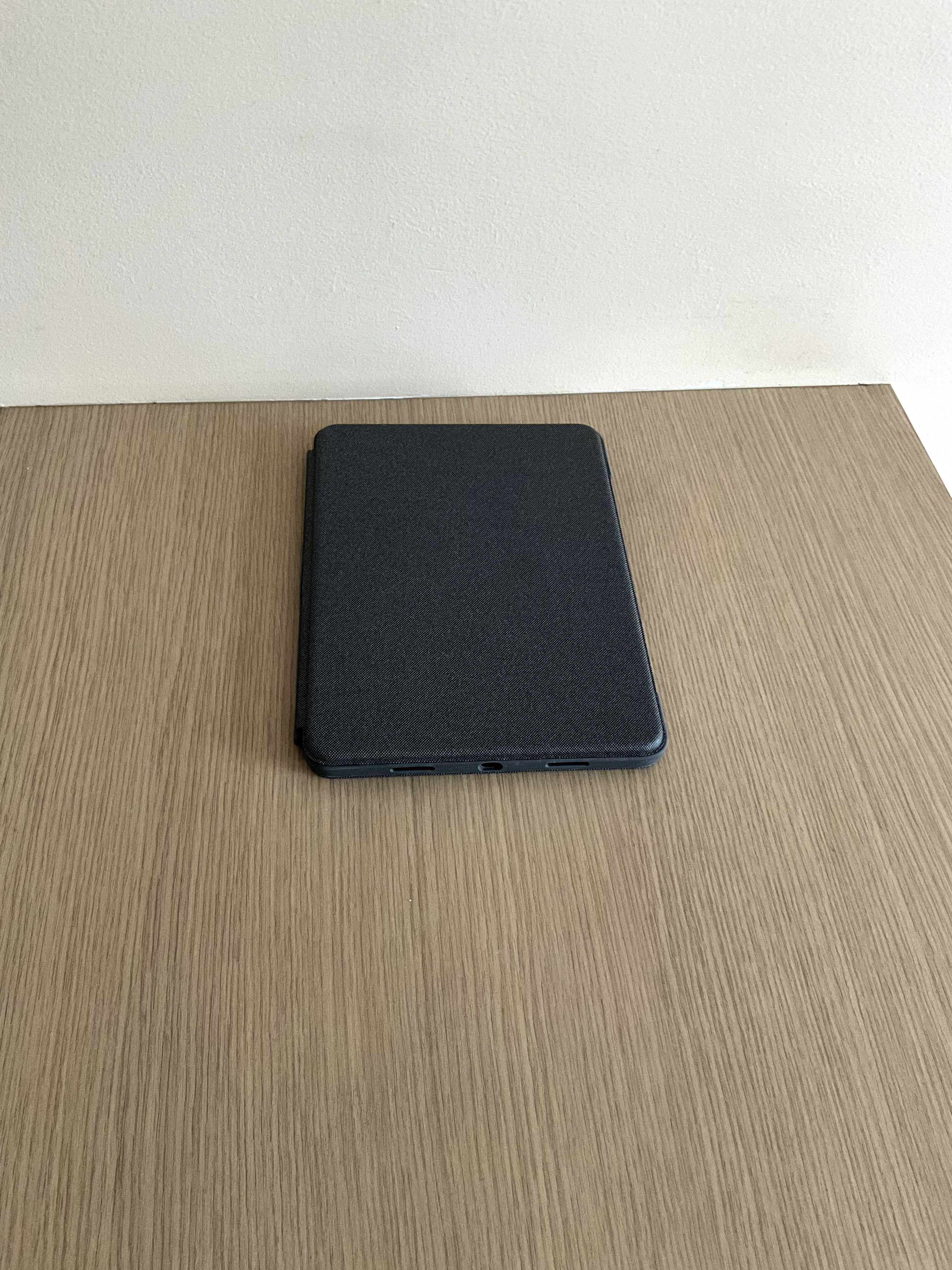 Logitech Combo Touch за iPad Pro 11" кейс, калъф, клавиатура, тракпад