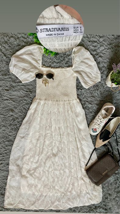 Девчата налетайте ! Брендовые вещи ! Дешево! Срочно !