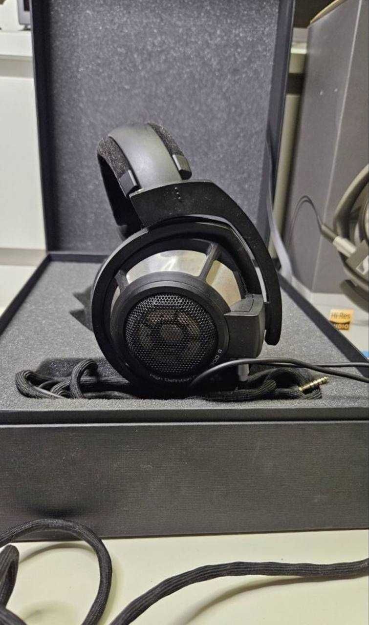 Sennheiser HD800s