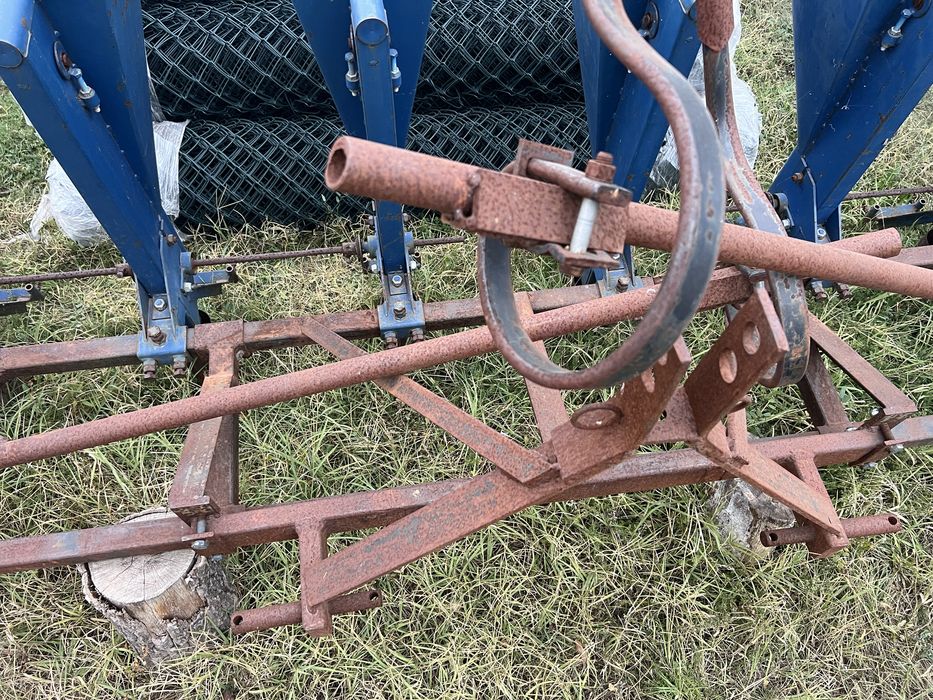 Сеялка за чесън 6 редова