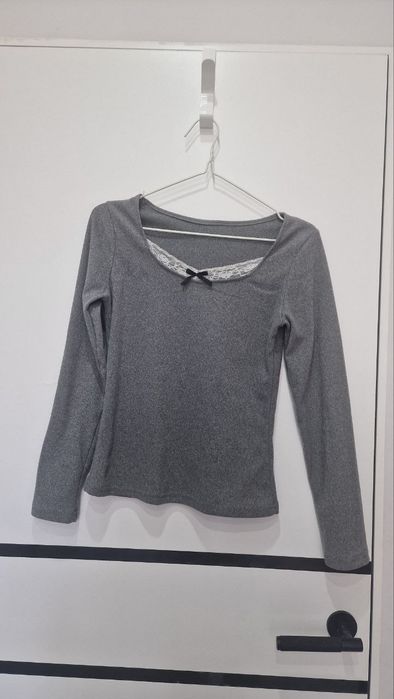 Продам серую кофту