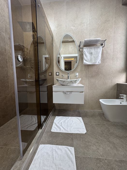 Продаётся Hi-Tech Новый дом.