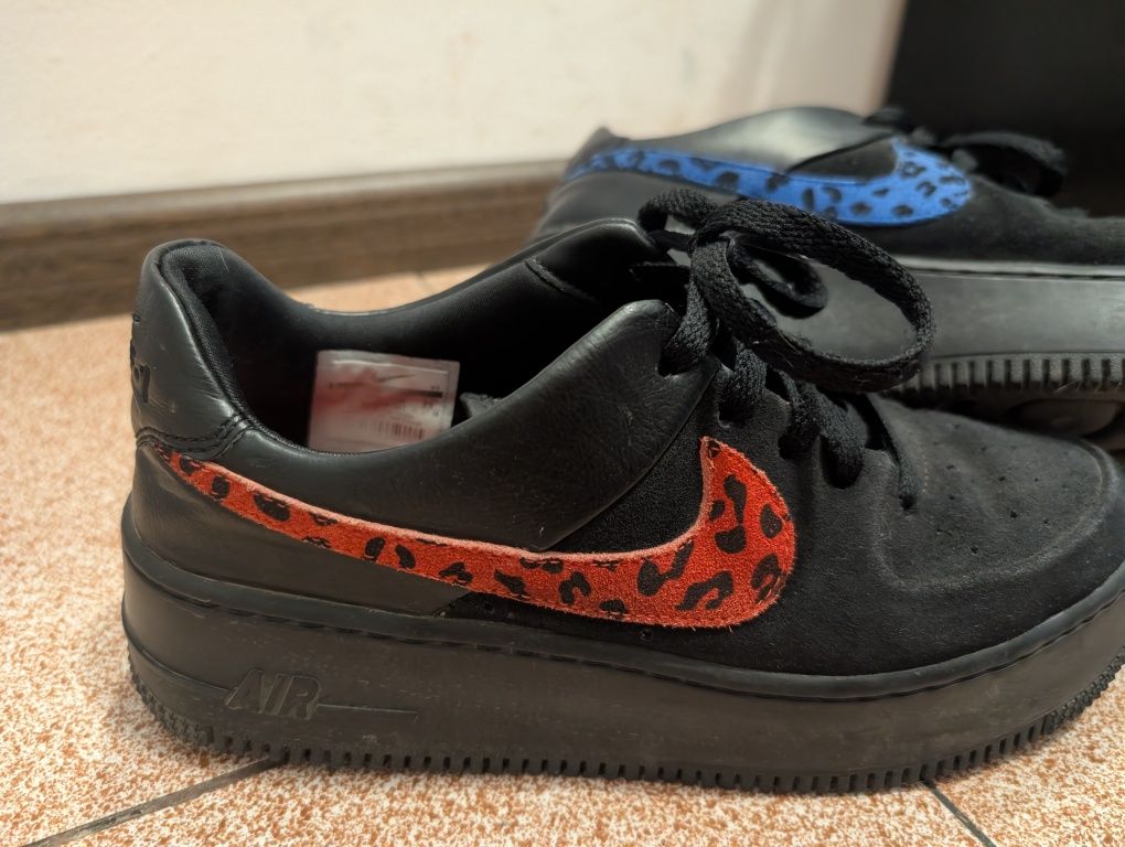 Nike Air Force 1 Sage Low Premium