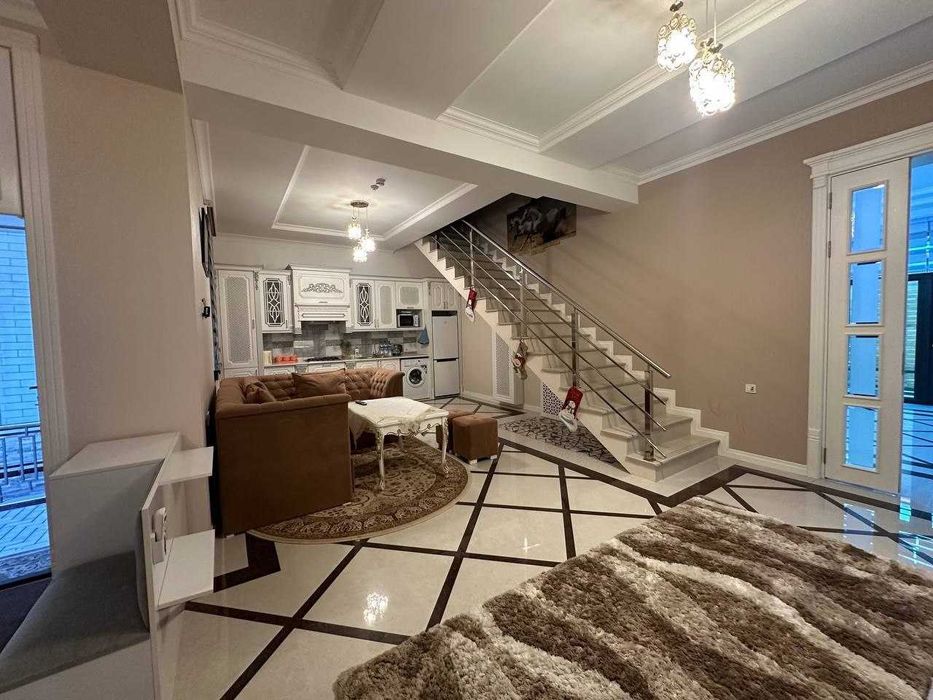 №4405 Продается коттедж с евро ремонтом 2х этажный в согдиана