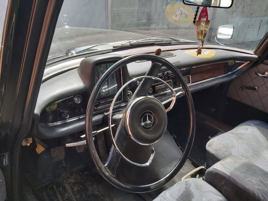 Vand Mercedes Benz