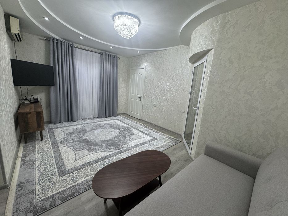 Аренда жилая 2/1/4 евроремонт с отдельным входом