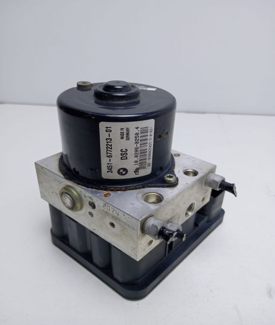 Pompa ABS  3452-6772214-01 BMW Seria 1 E81-E88 seria