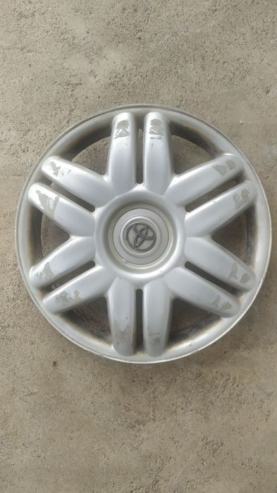 Тоёта колпак 1 штука