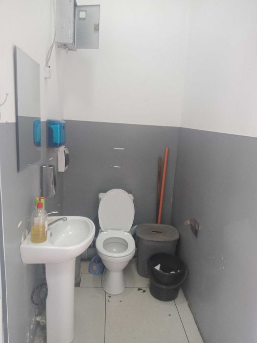 Ц-4. Помещение. Алайский базар
офис, магазин , уч. центр,100 м2