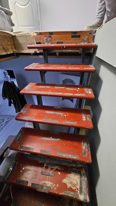 Продам ступени для лестницы