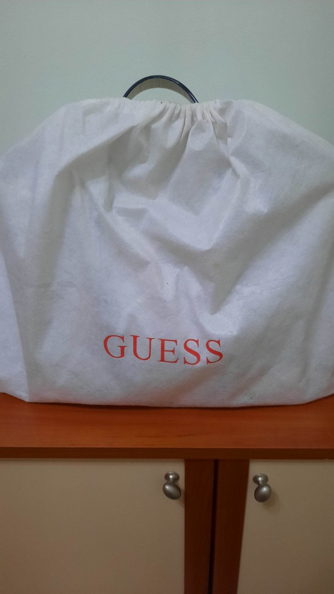 Чанта, оригинална GUESS