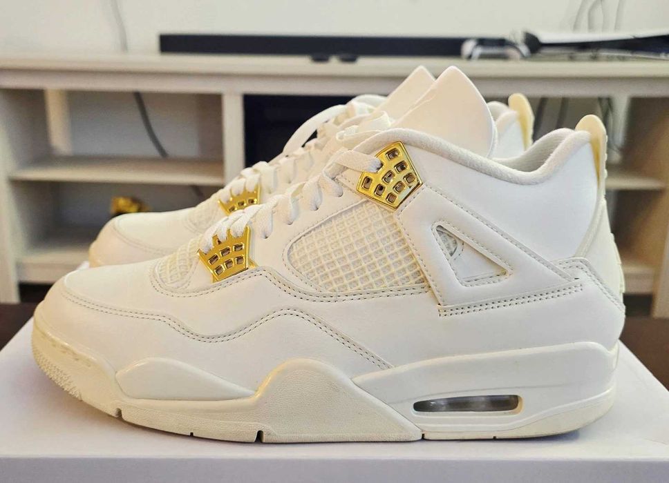 #DISCOUNT# Jordan 4 Metalic Gold Editie Limitata Premium