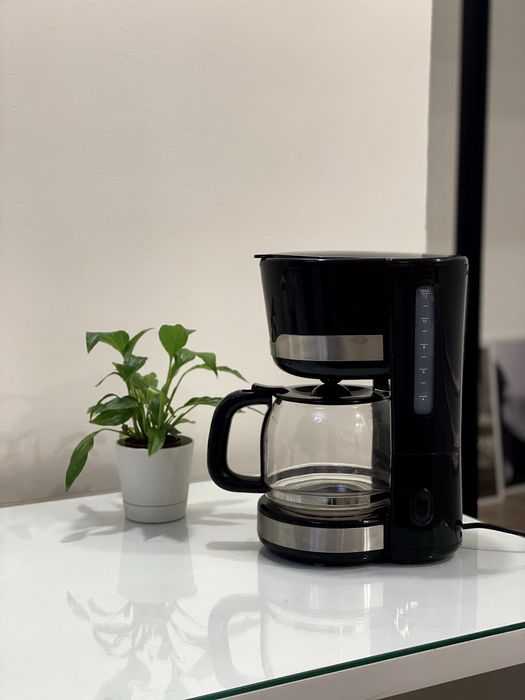 Кофемашина кофеварка черная