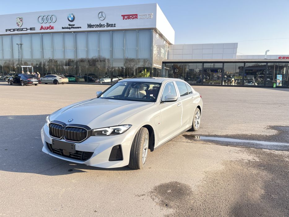 BMW i3 eDrive 35 L . 2026 Restyling. Nardo grey. В Ташкенте наличии.