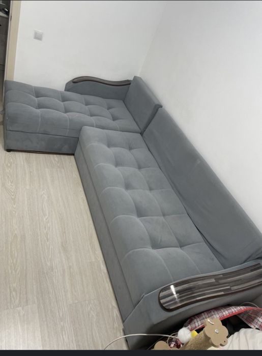 Отдам даром диван.Самовывоз.