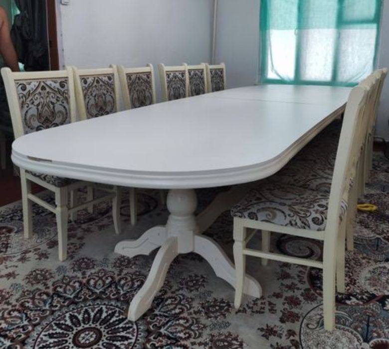 Продам овальный стол