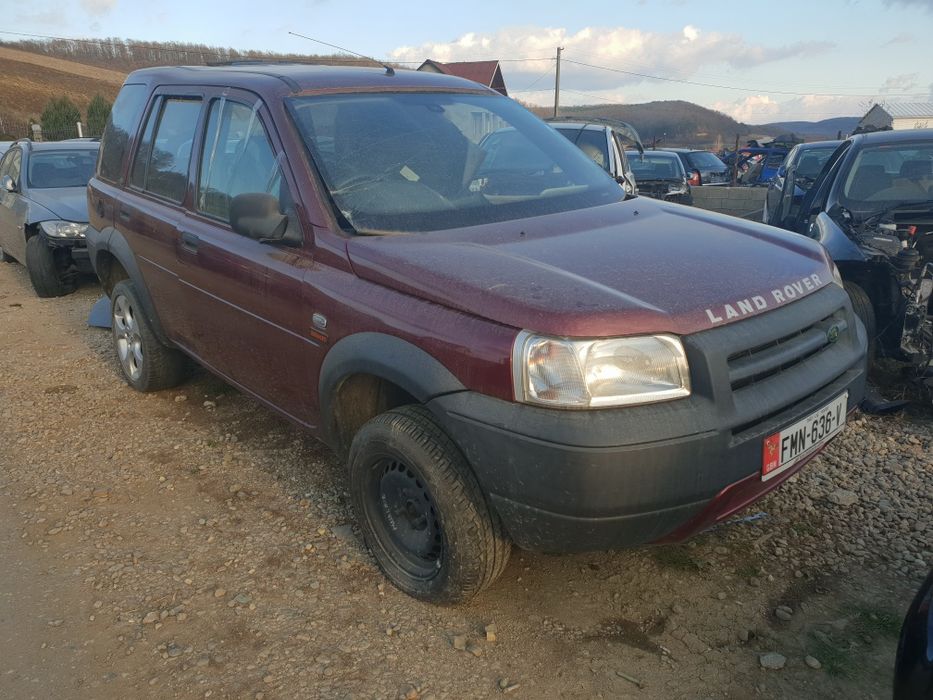 Dezmembrez Land Rover Freelander TD4 2000 cmc și 1800 benzina