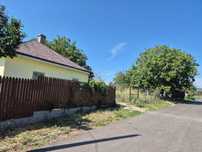 Casă de vânzare cu teren plus livadă, sat Valea Cotești comuna Cotești