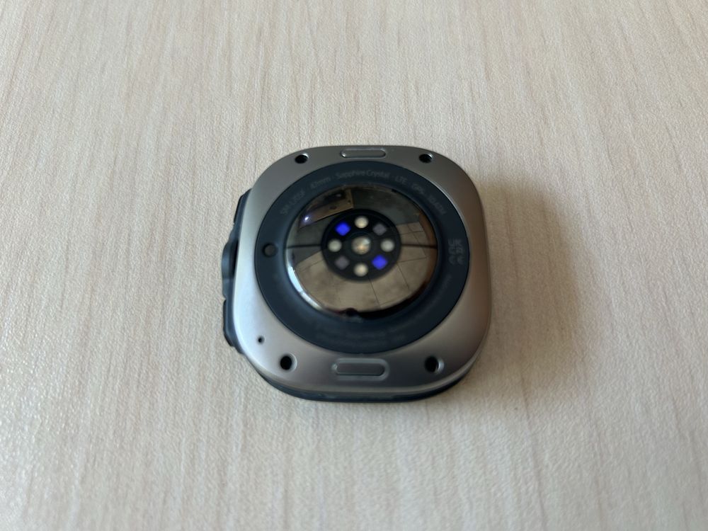 Продавам Samsung Galaxy Watch Ultra
