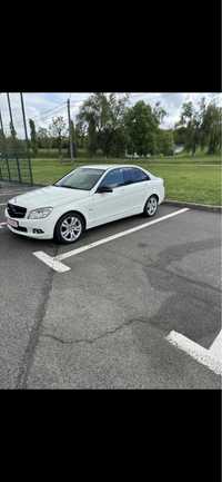 Mercedes C 200 Avantgarde Blue Efficiency 2012