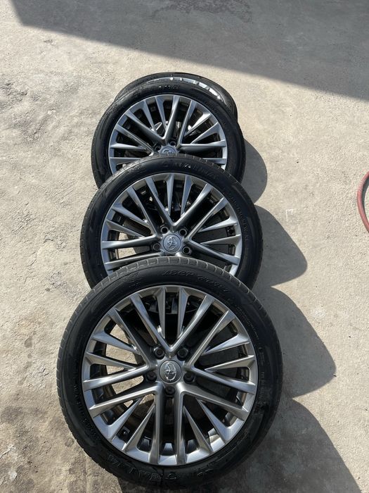 Диски пакричкасы мен бирге