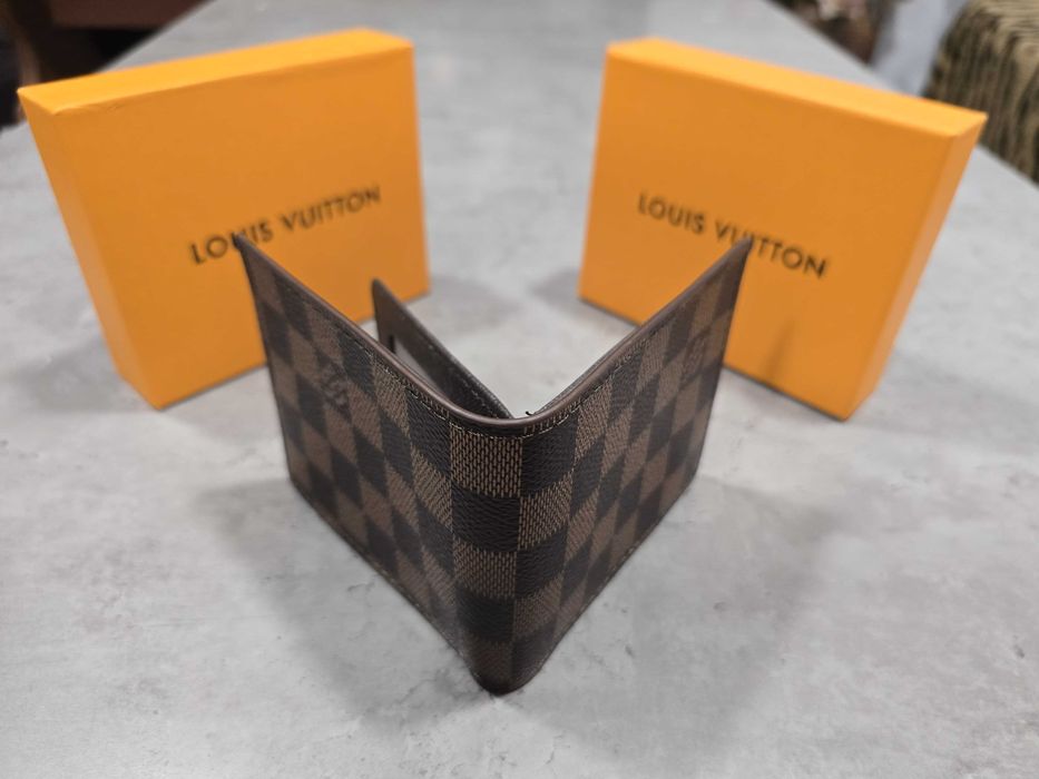 Portofel Premium Louis Vuitton Negru / Bej / Damier Carouri