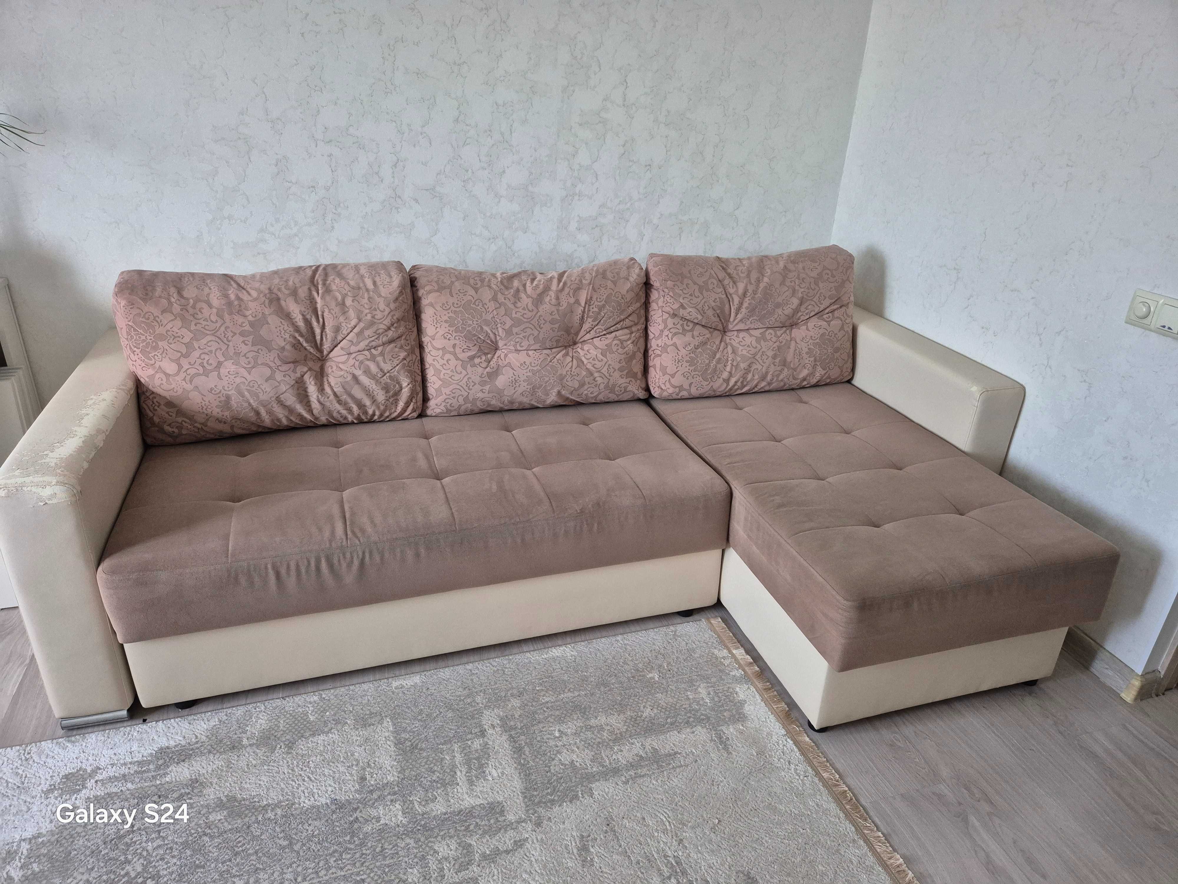 продам диван б/у