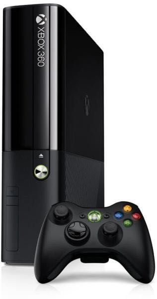 Xbox 360 (Complet functional, folosit sub 10 ore) + 3 Jocuri Bonus