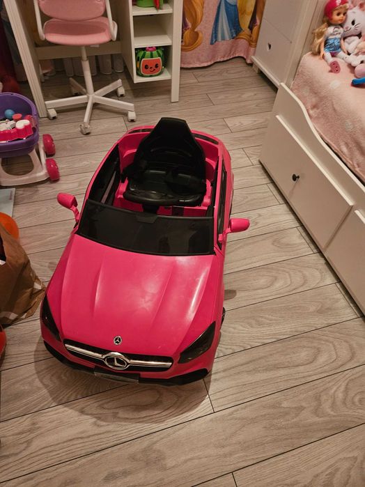 Vand masina Mercedes de copii, pret 400 lei