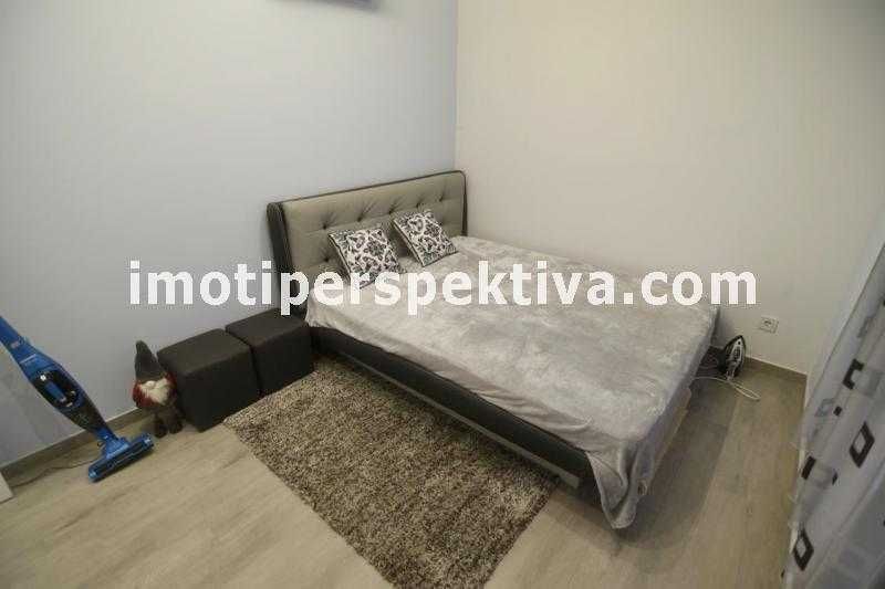 Продава се Тристаен апартамент в Пловдив, Кючук Париж - 96 кв.м за 1918 €/кв.м - Снимка #5