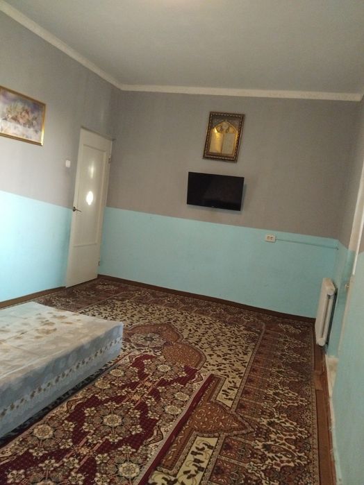 Uchtepa 25 kvartal 1/5/5   2/6 balkon  srochna narxda sotiladi