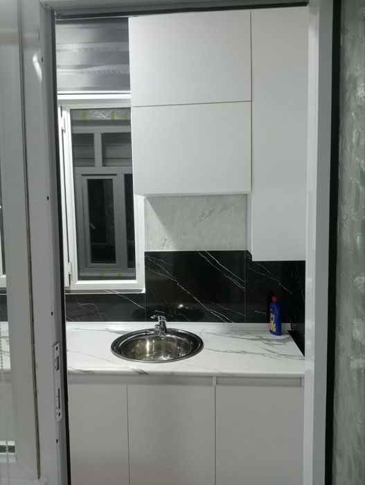 Ижарага уй берилади  члонзор  17 кв 1²килинган  2 этаж  350&