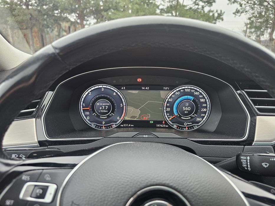 Vand  Volkswagen Pasat B8 2016 pret 15 200€