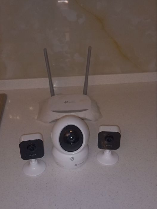 Комплект камера EzViz