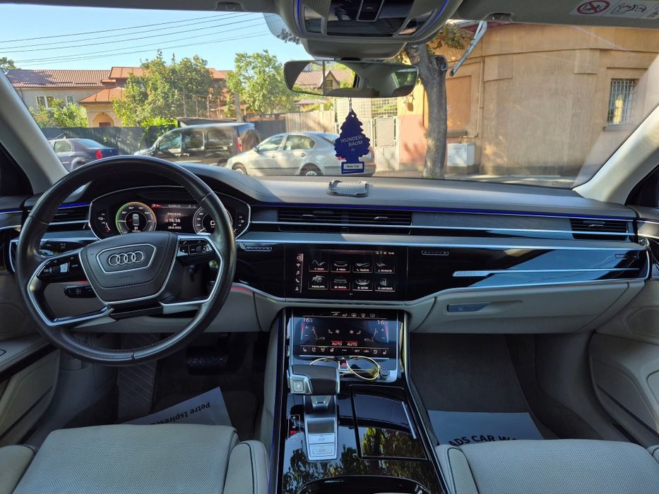 Audi A8L 6.0TFSI HYBRID Prezidențial