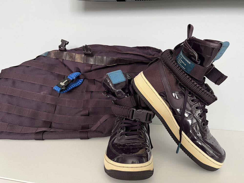 Кецове nike air force 1, с чанта от серията