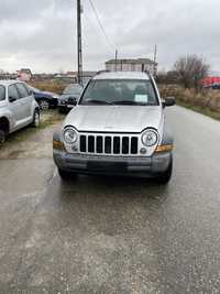 Dezmembrez jeep cherokee din 2006 motor 2.8 crd