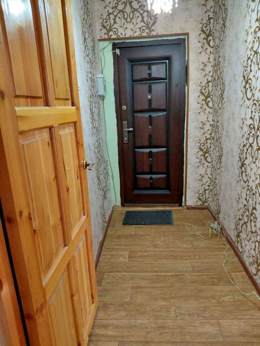 Чирчик шахар 3 м/р 2х Нархи 29.000$ Бош толов ва паспорт билан Ипотека